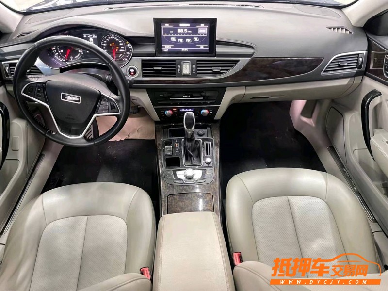 济宁12年丰田锐志5