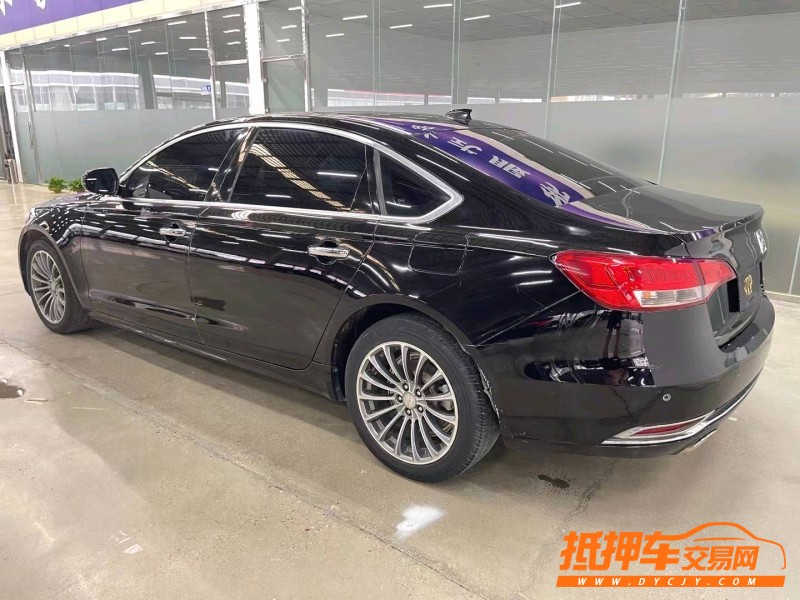 济宁12年丰田锐志7