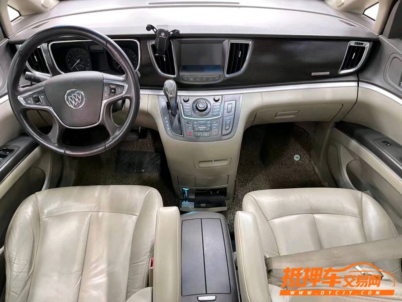 济宁13年别克GL86