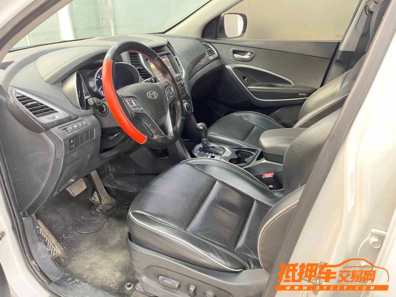 济宁17年现代新胜达6