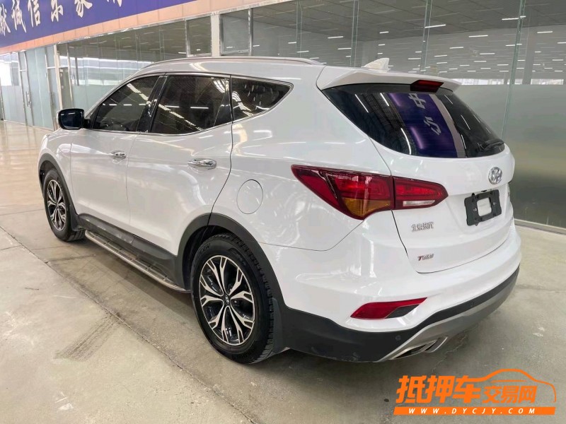 济宁17年现代新胜达7