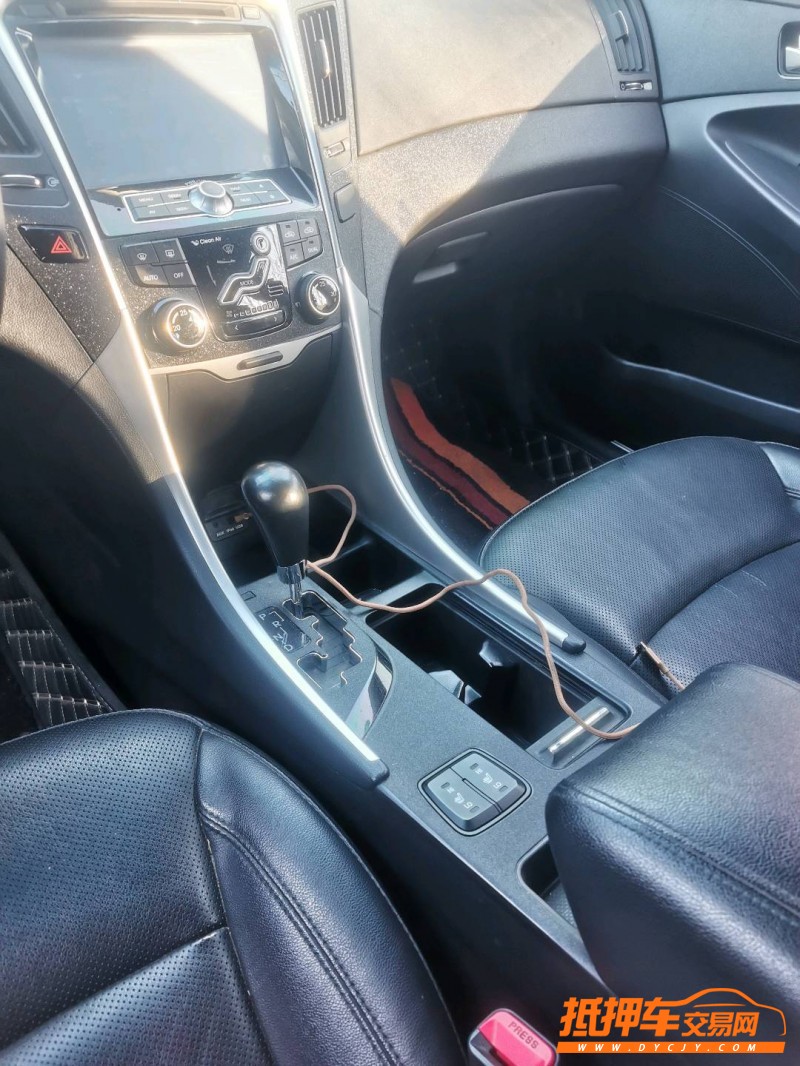 潍坊14年现代索纳塔八1