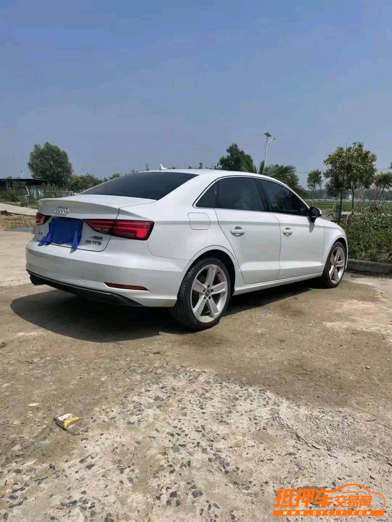 徐州17年奥迪A33