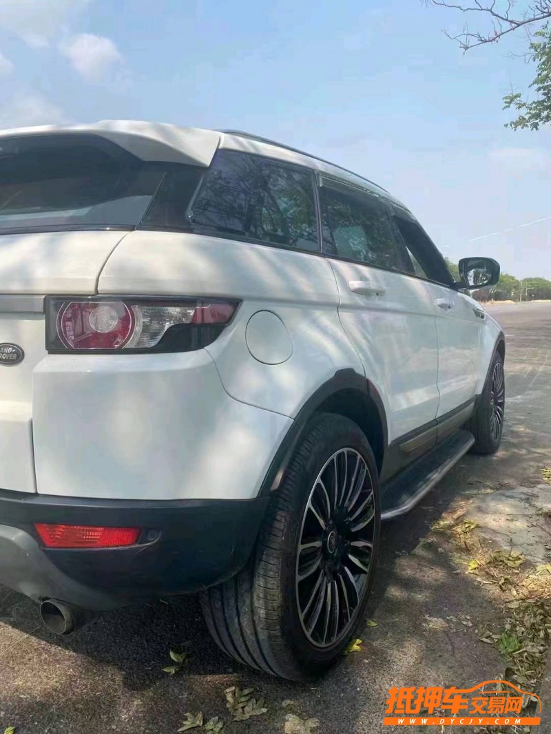 潍坊13年路虎极光3
