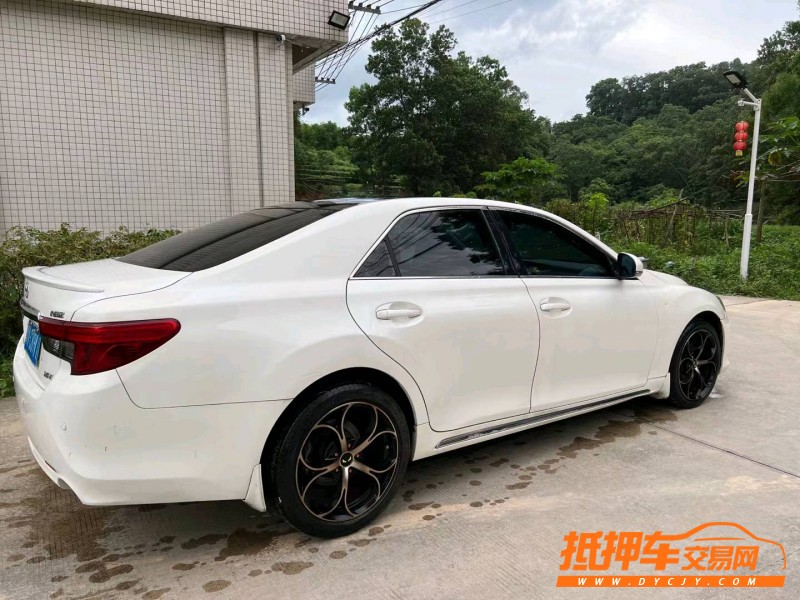 佛山14年丰田锐志3