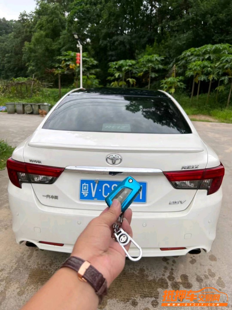 佛山14年丰田锐志6