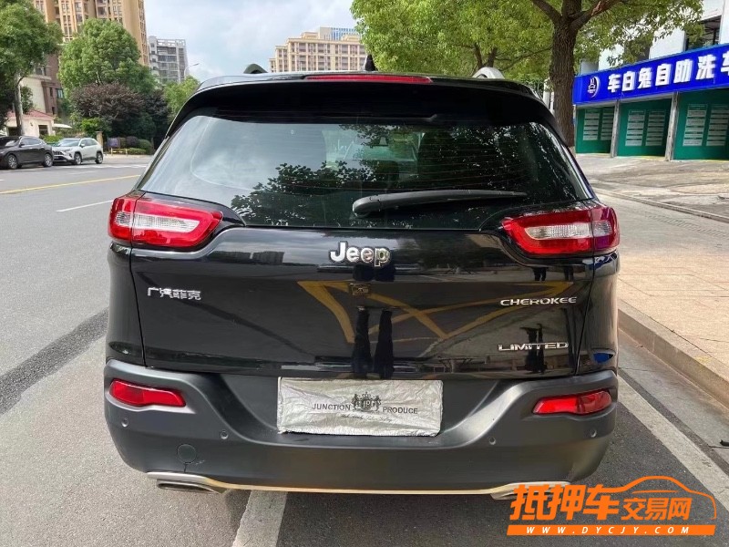 長沙17年Jeep自由光4