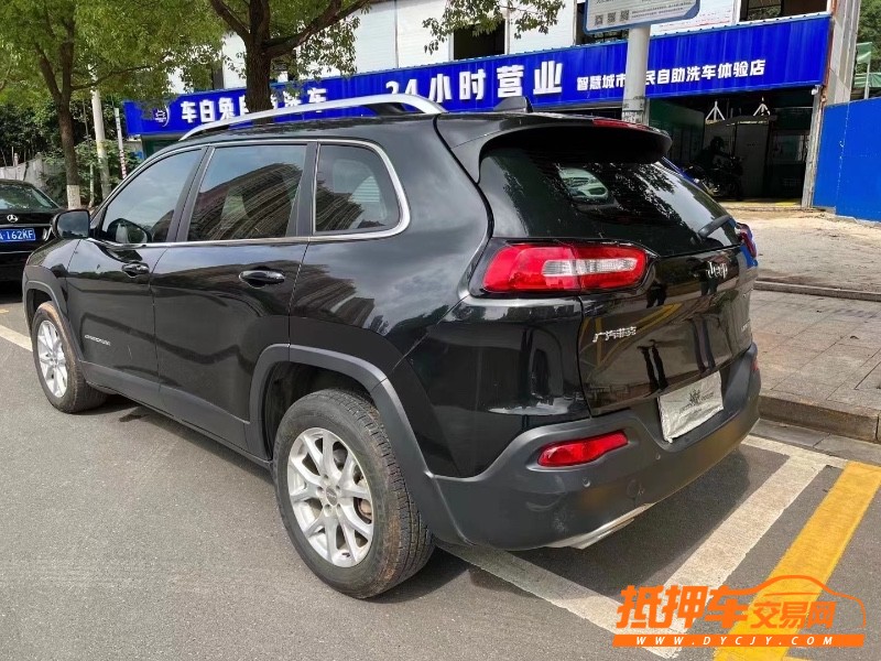 長沙17年Jeep自由光9