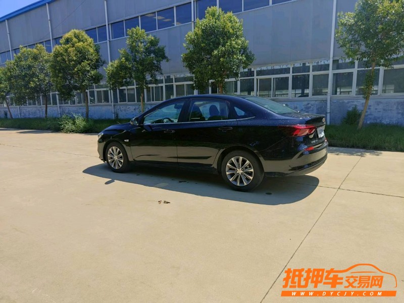 北京22年雪佛兰科鲁泽8