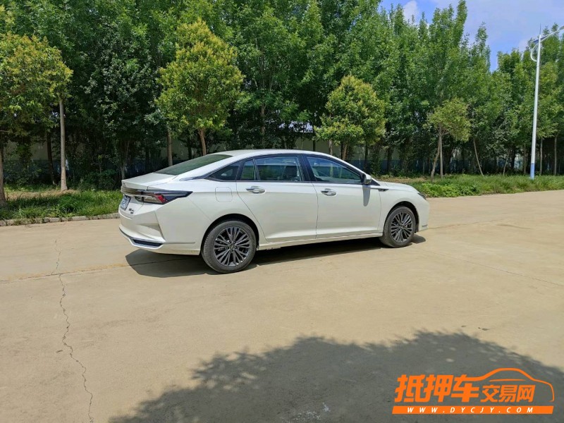 北京22年东风奕炫7