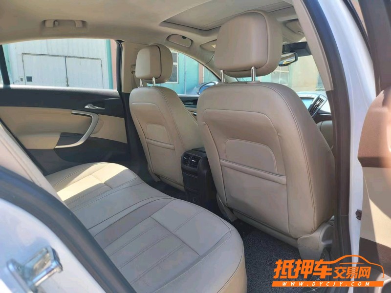 青岛13年别克君威6