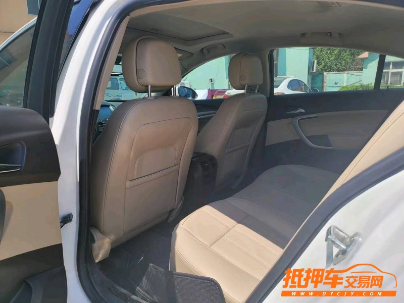 青岛13年别克君威4