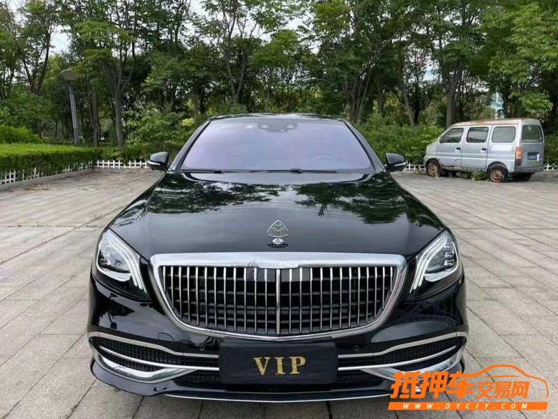盐城21年奔驰迈巴赫S级1
