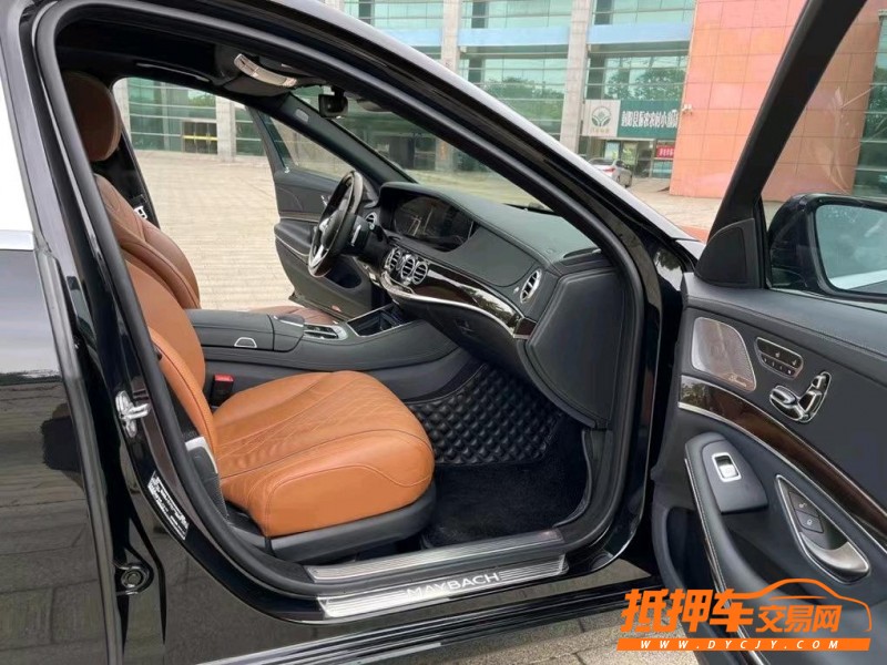 盐城21年奔驰迈巴赫S级8