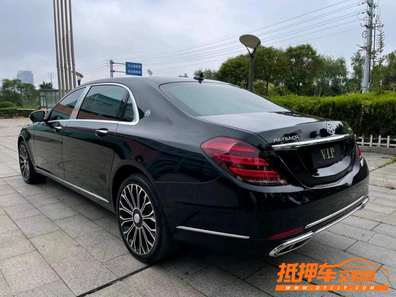 盐城21年奔驰迈巴赫S级9