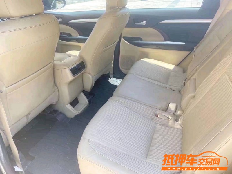 潍坊17年丰田汉兰达8