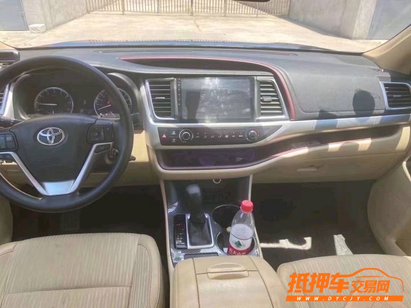 潍坊17年丰田汉兰达9