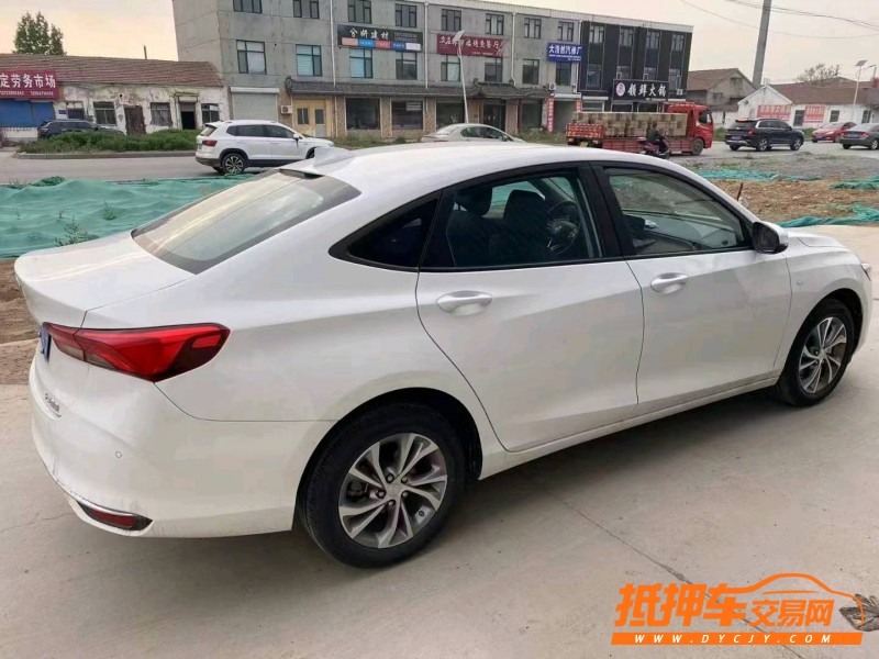 东营22年别克威朗2