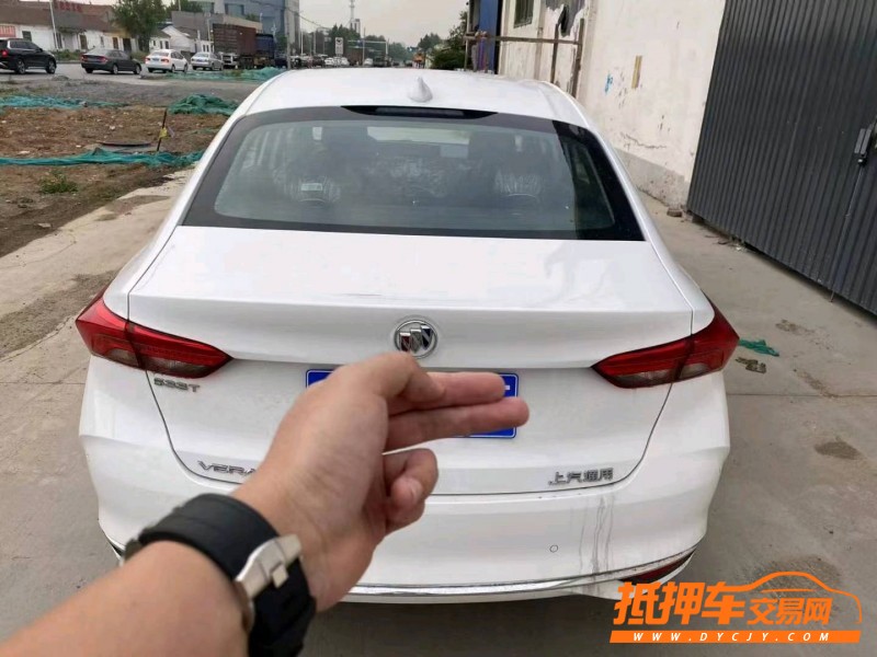 东营22年别克威朗5