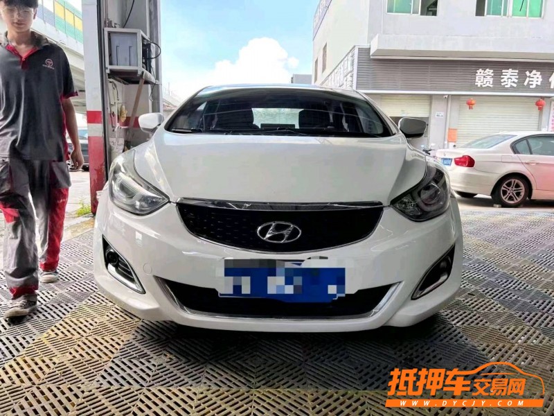 广州16年现代朗动1