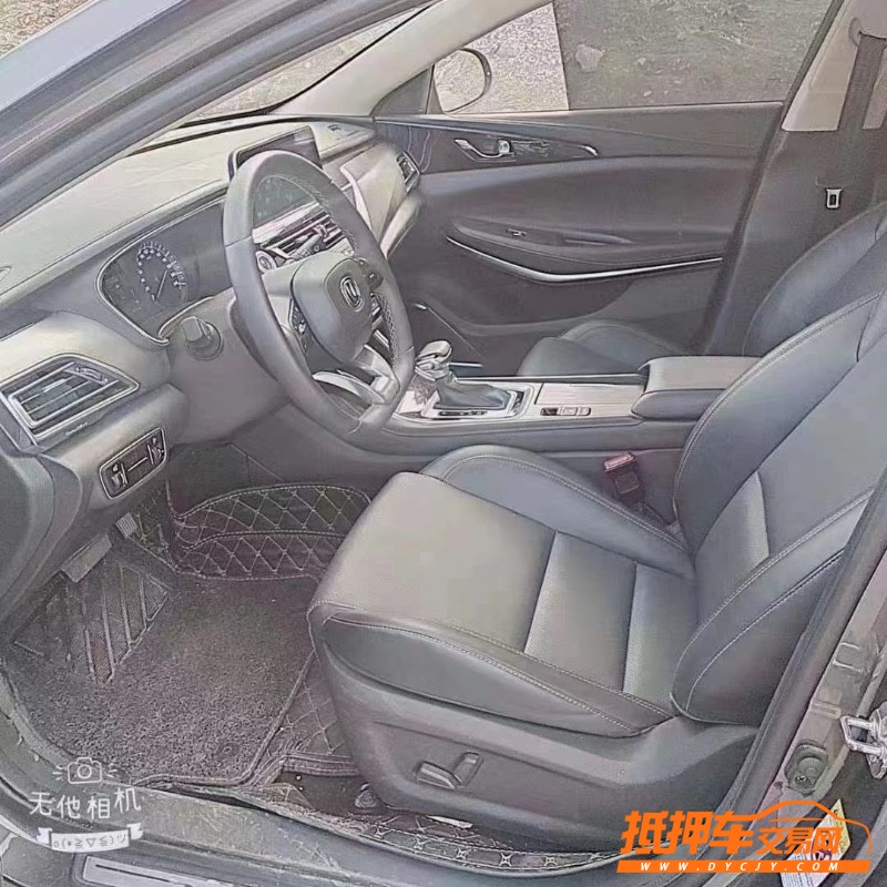 常德21年長安汽車睿騁CC5