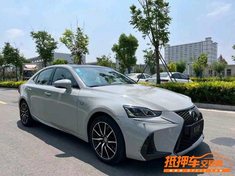 盐城18年雷克萨斯IS2