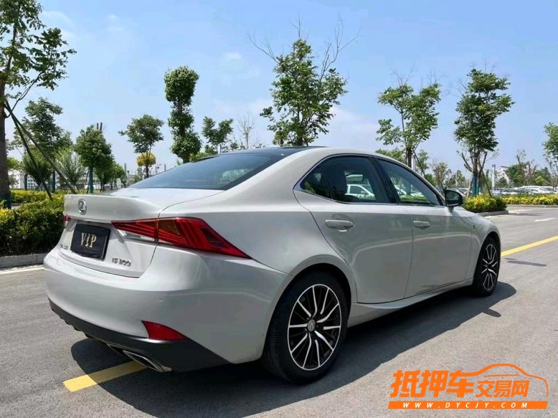 盐城18年雷克萨斯IS4