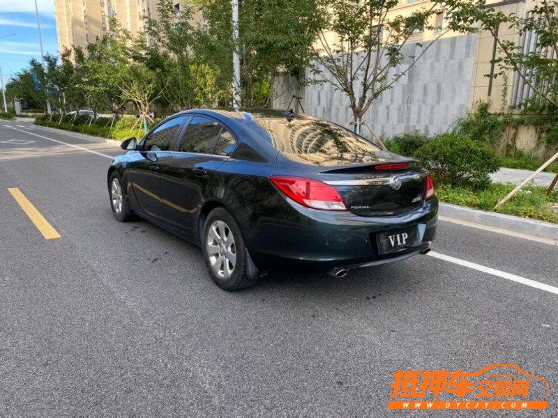 徐州12年别克君威7