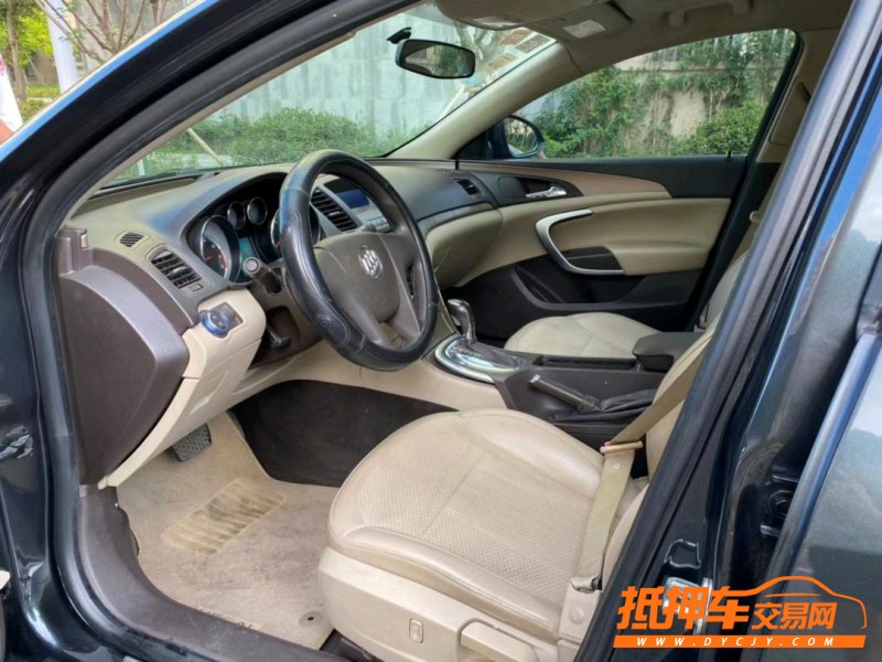 徐州12年别克君威6