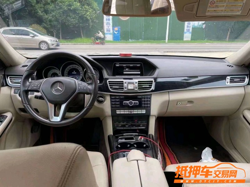 济宁13年奔驰E6