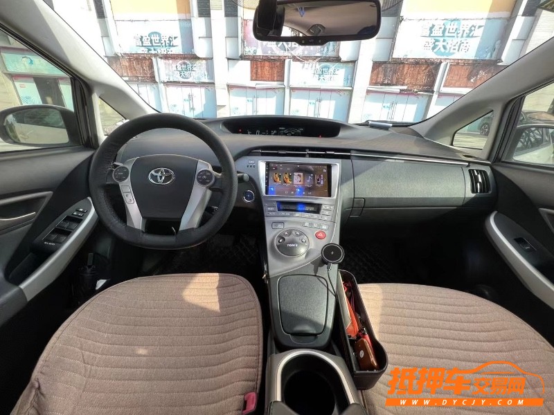 东莞13年丰田普锐斯5