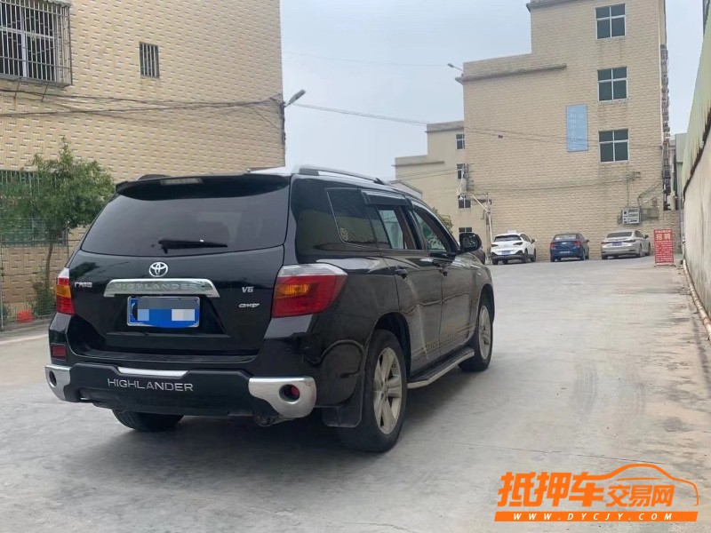 东莞10年丰田汉兰达3