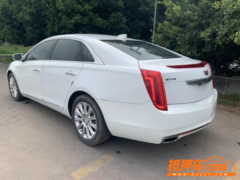 东莞17年凯迪拉克XTS4