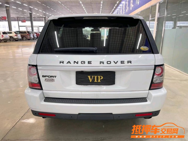 济宁12年路虎揽胜运动9