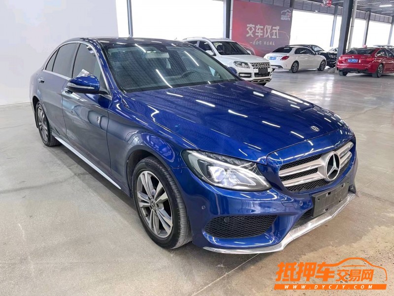 济宁18年奔驰C3
