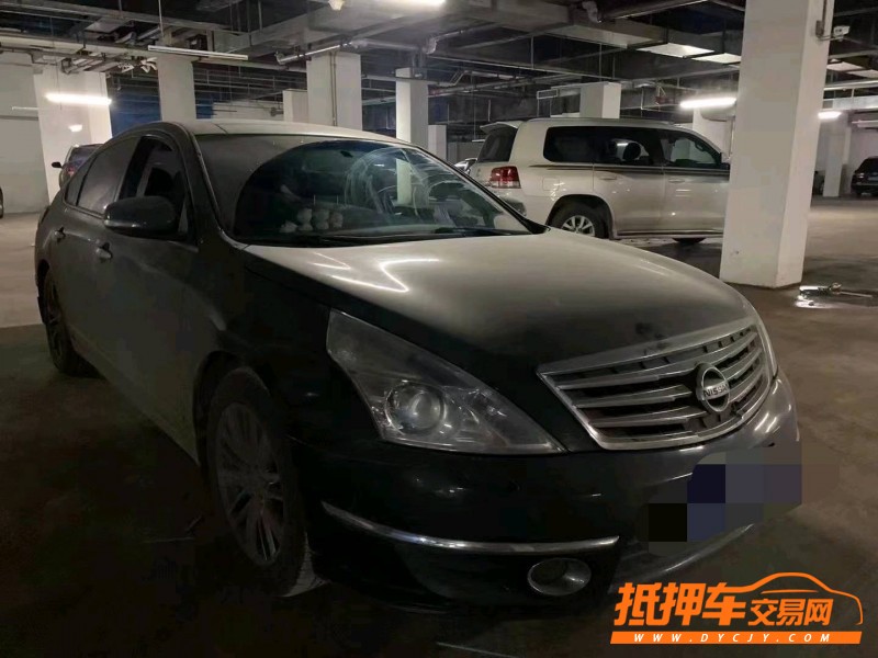 重慶12年日產天籟4