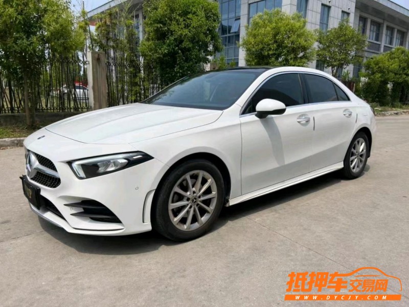 盐城19年奔驰A2