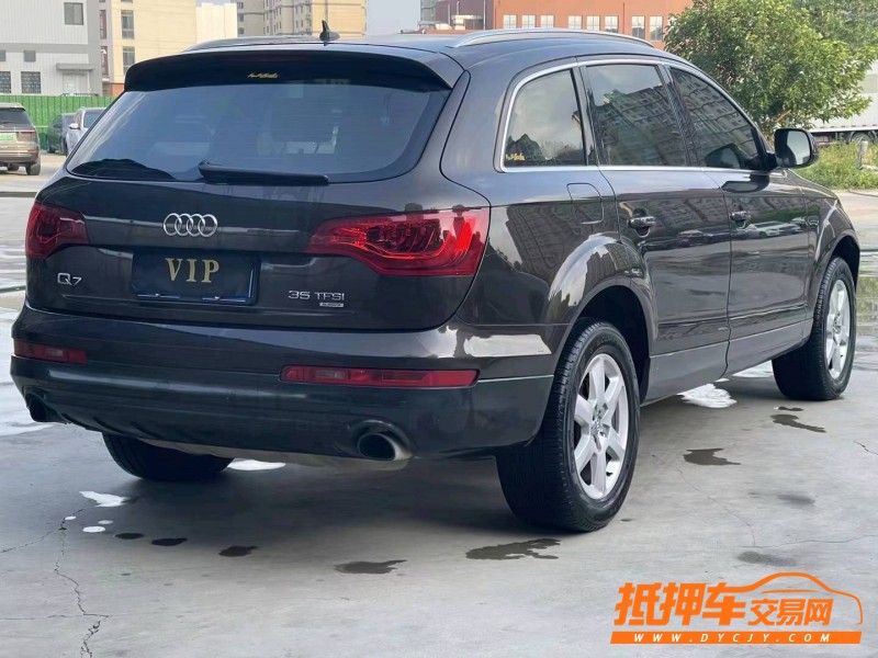 鄭州14年奧迪Q79