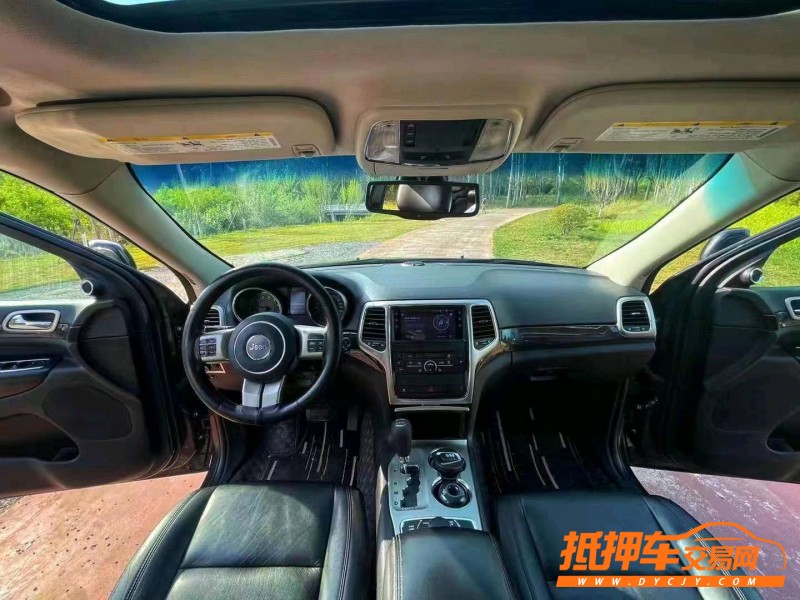 潍坊11年Jeep大切诺基8