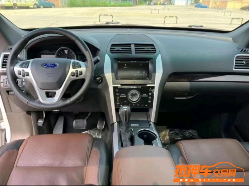 烟台13年福特探险者5