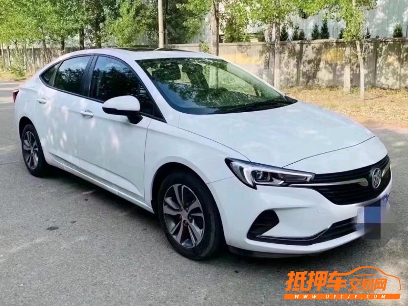 济宁21年别克威朗2