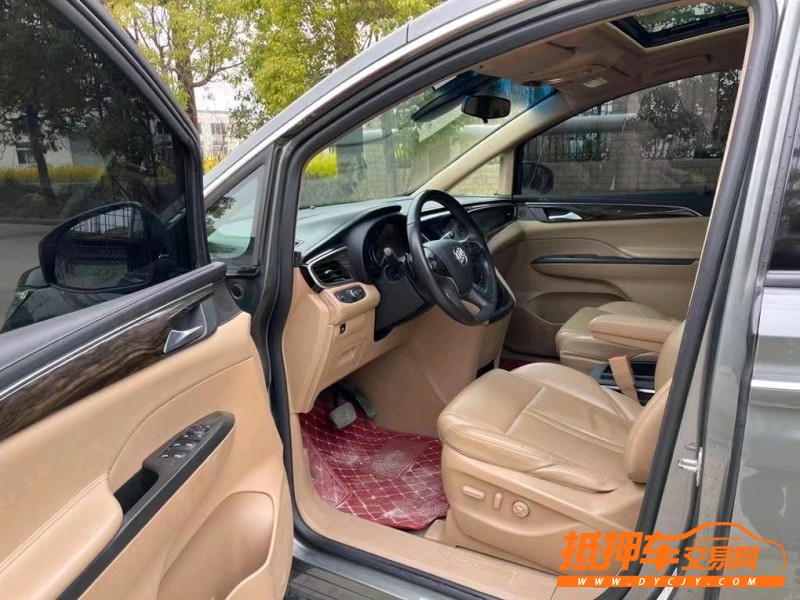 盐城17年别克GL84