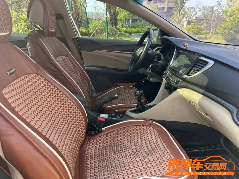 徐州16年别克英朗5