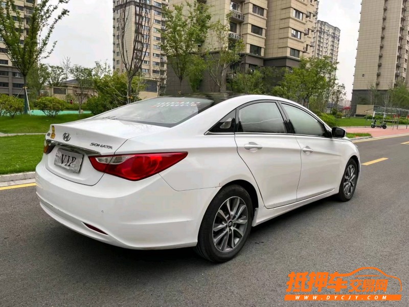 徐州13年现代索纳塔八8