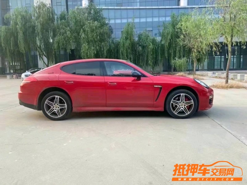 潍坊12年保时捷帕拉梅拉7