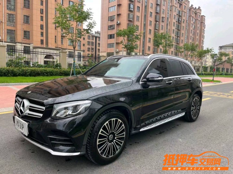 徐州19年奔驰GLC2
