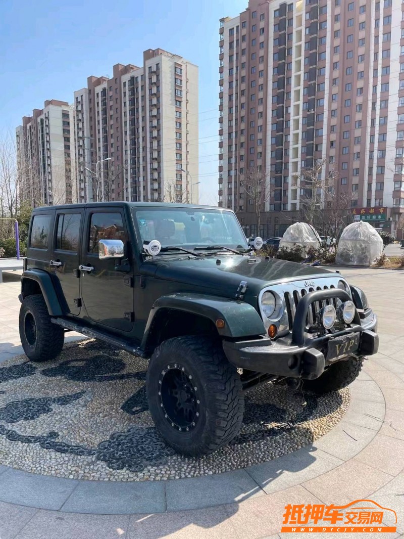 青島11年Jeep牧馬人3