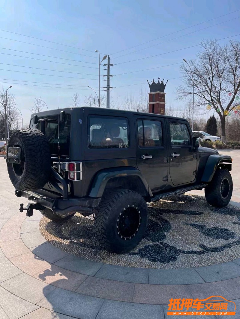 青島11年Jeep牧馬人8