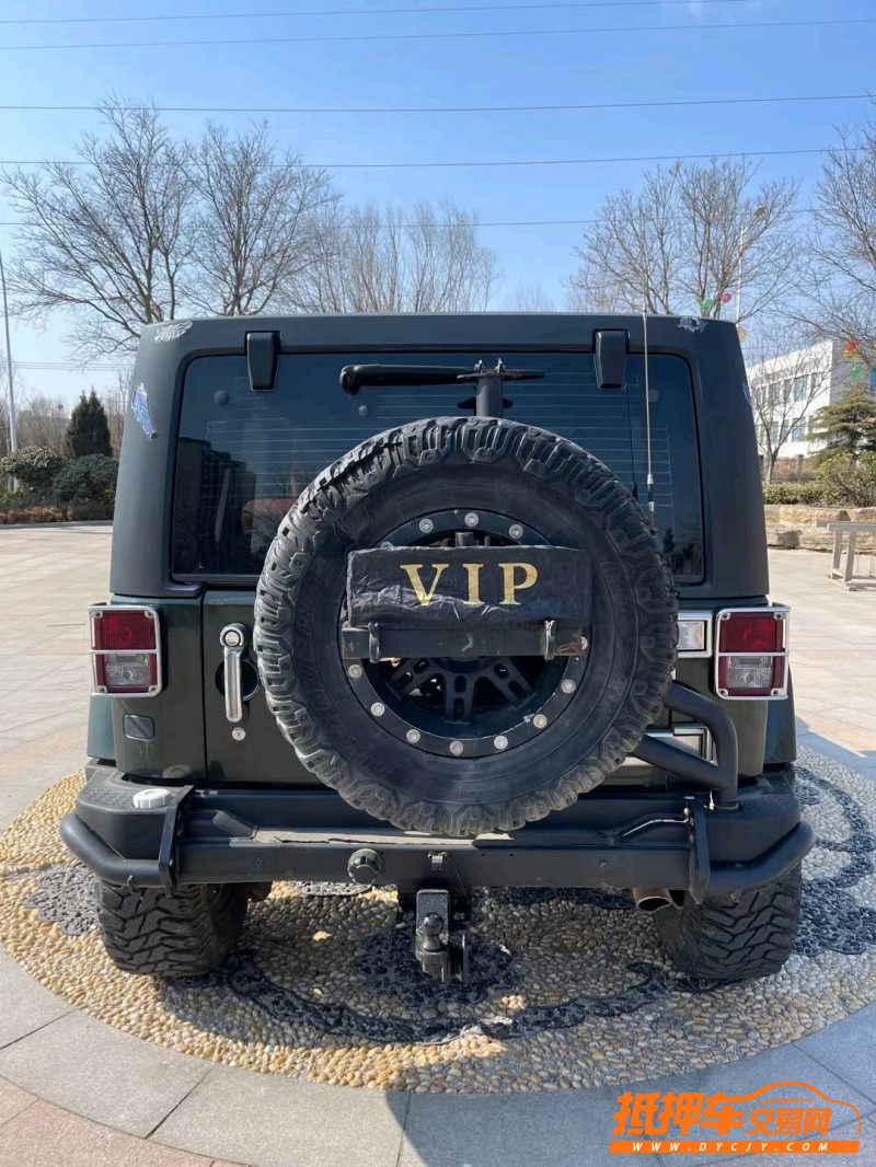 青島11年Jeep牧馬人9