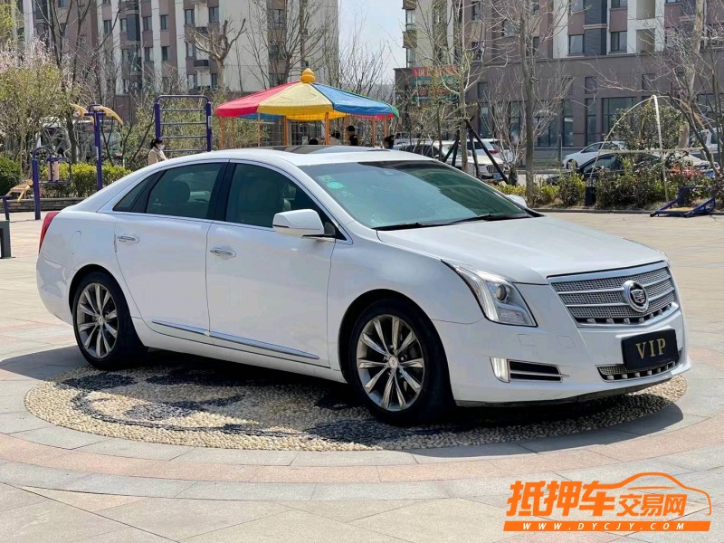 青岛13年凯迪拉克XTS7